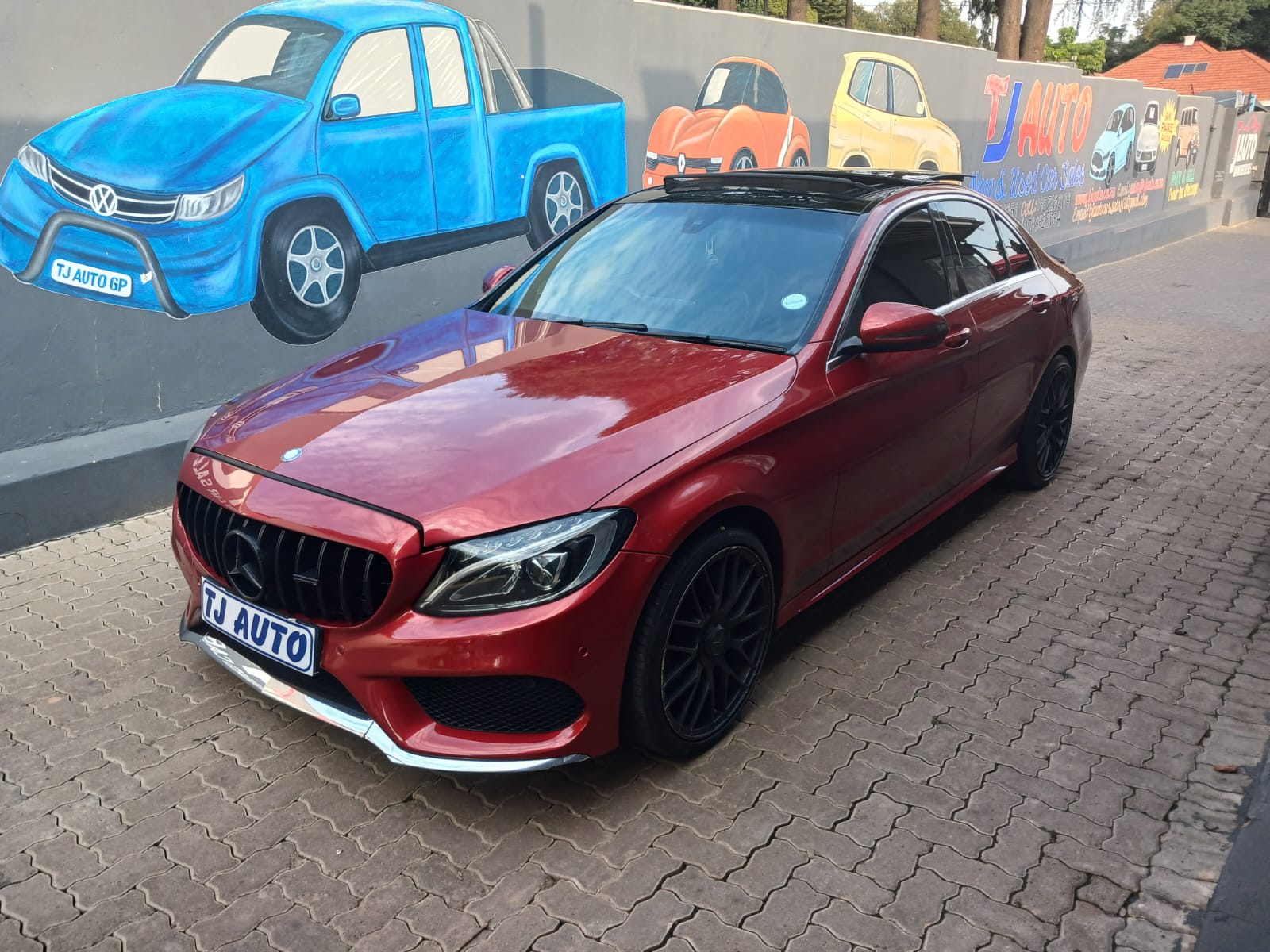 Read more about the article Mercedes-Benz C-Class C 200 AMG Line Auto