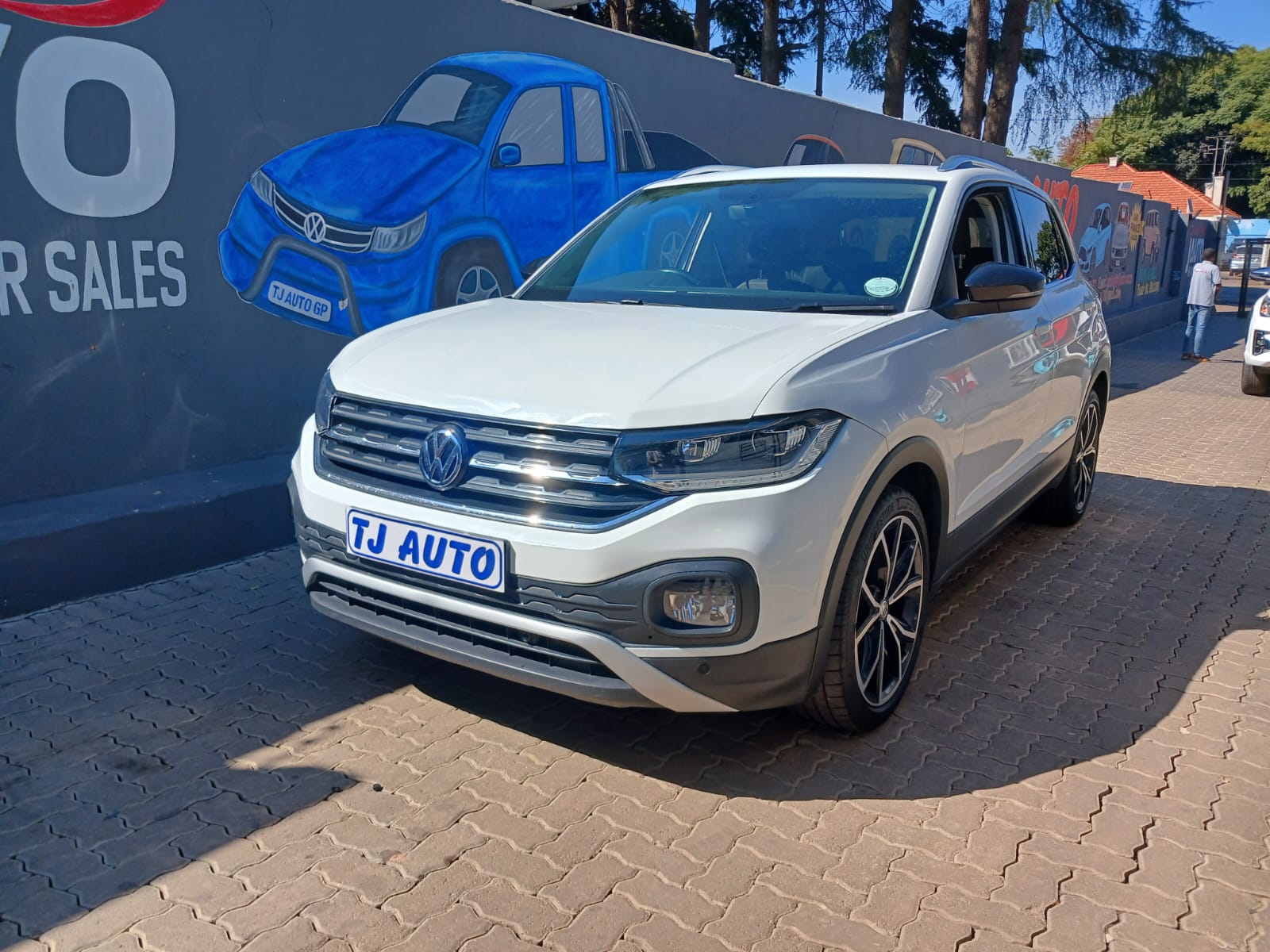 Read more about the article Volkswagen T-Cross 1.0 TSI Comfortline Auto