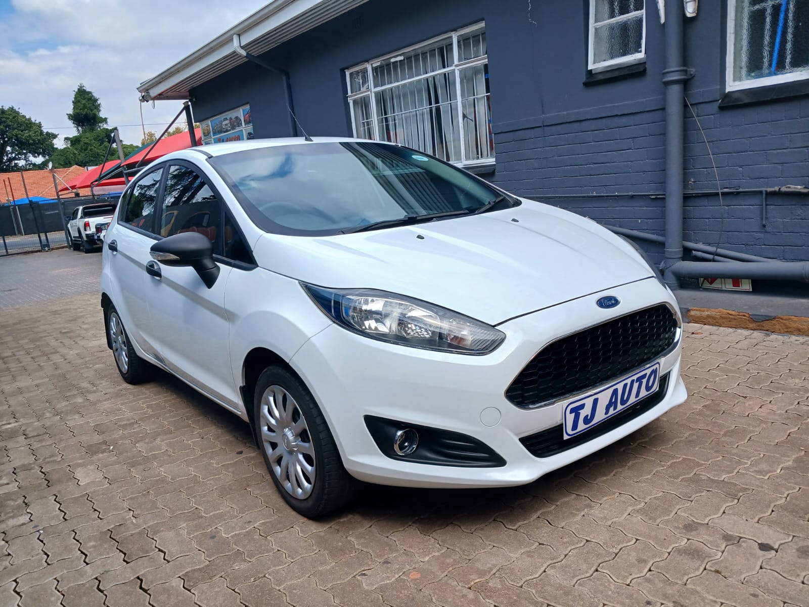 Read more about the article Ford Fiesta 1.4 Ambiente 5-dr