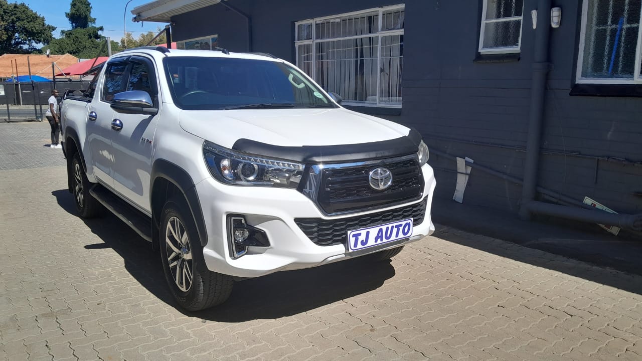 Read more about the article Toyota Hilux 2.8 GD-6 Raised Body Raider Double-Cab