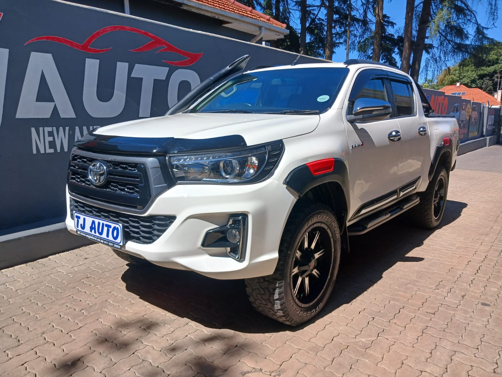 Read more about the article Toyota Hilux 2.8 GD-6 Raider 4×4 Double-Cab Auto