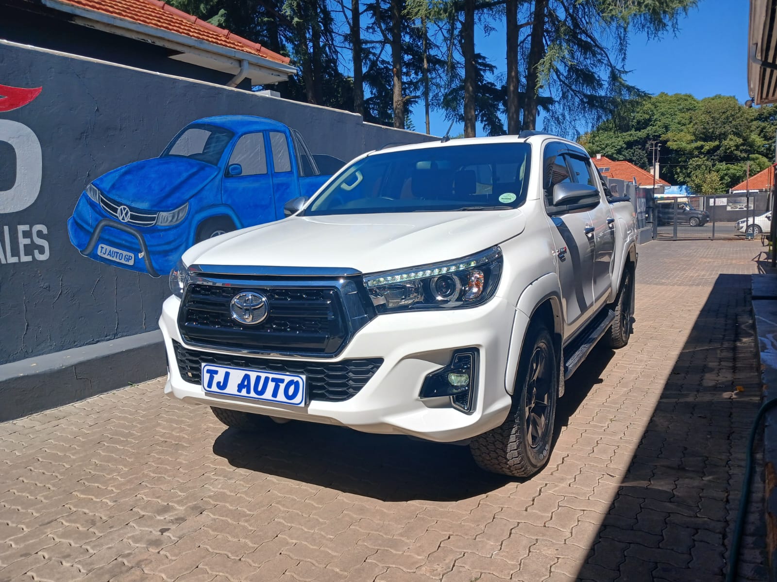 Read more about the article Toyota Hilux 2.8 GD-6 Raider 4×4 Auto Double-Cab