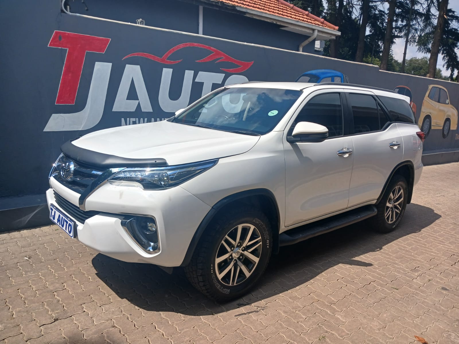 Read more about the article Toyota Fortuner 2.8 GD-6 Epic Auto