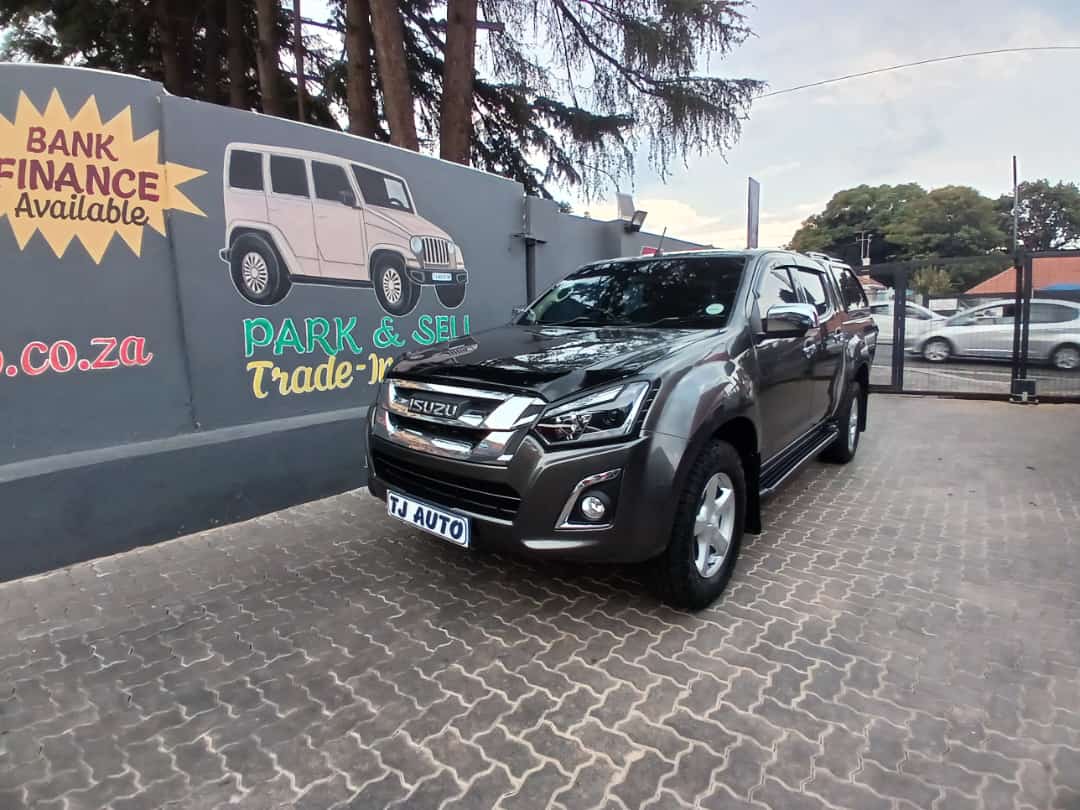 Read more about the article Isuzu KB 300 D-Teq LX Standard Auto Double-Cab