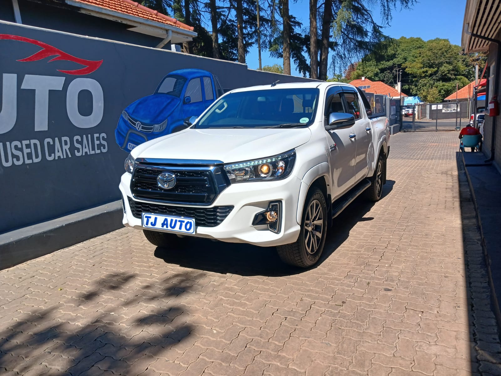 Read more about the article Toyota Hilux 2.8 GD-6 Raider 4×4 Double-Cab Auto