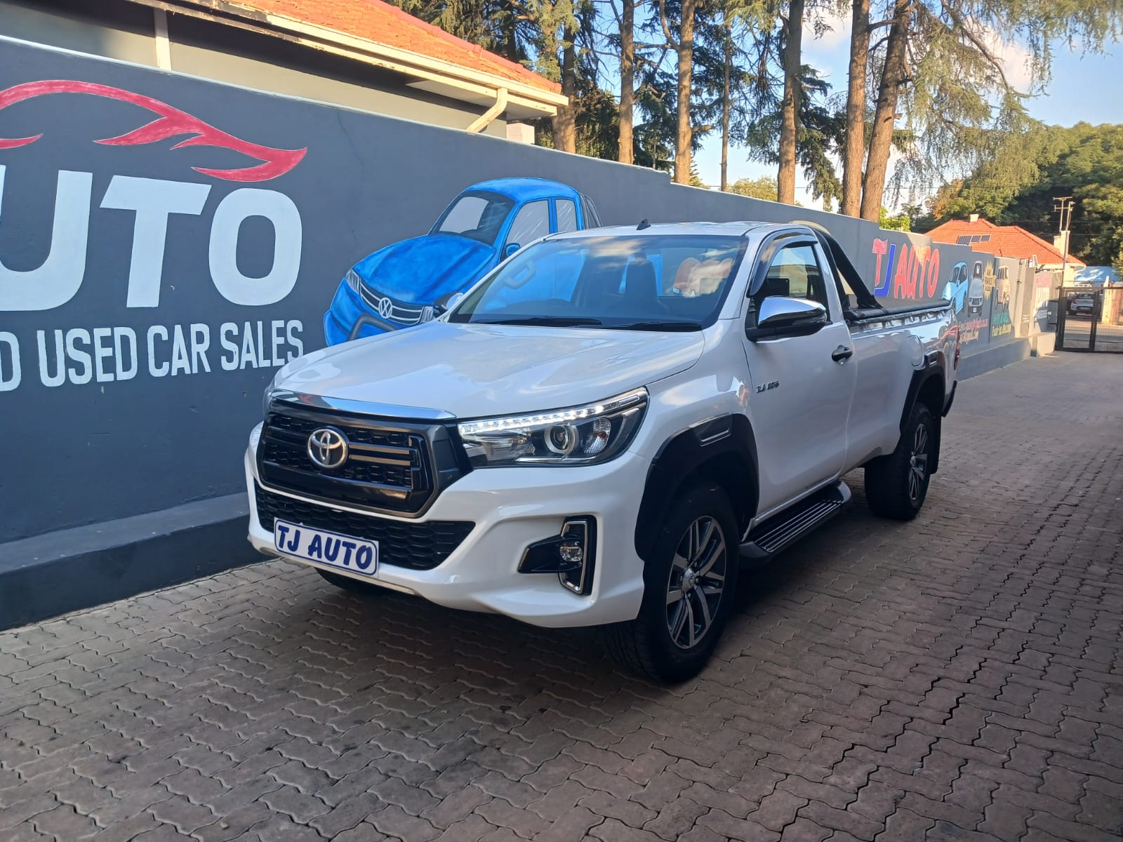 Read more about the article Toyota Hilux 2.4 GD-6 SRX 4×4 Single-Cab