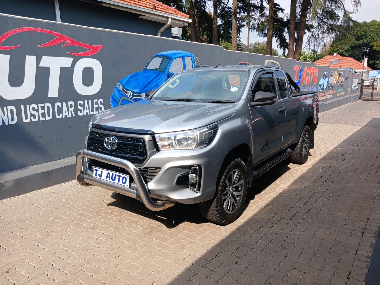 Read more about the article 2019 Toyota Hilux 2.4 GD-6 Raised Body SRX Auto Extended Cab