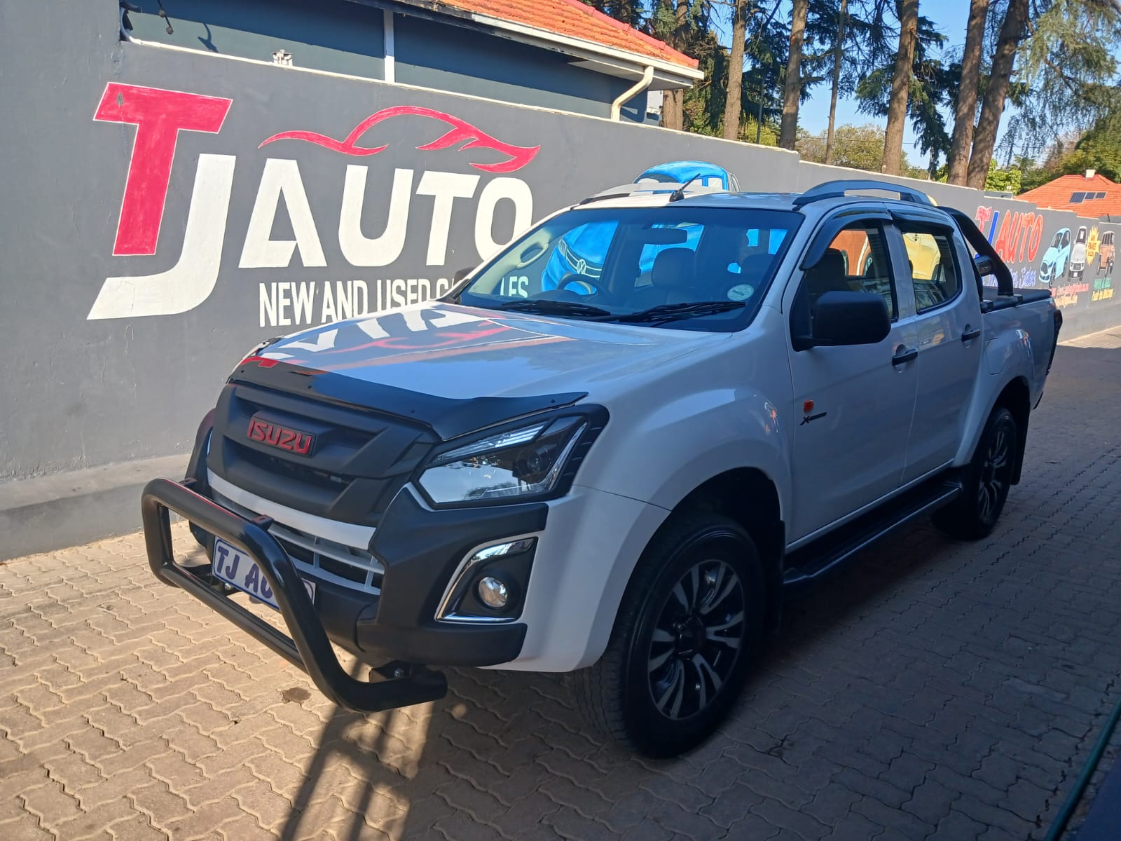 Read more about the article 2021 Isuzu D-Max 250 HO Hi-Rider Double-Cab