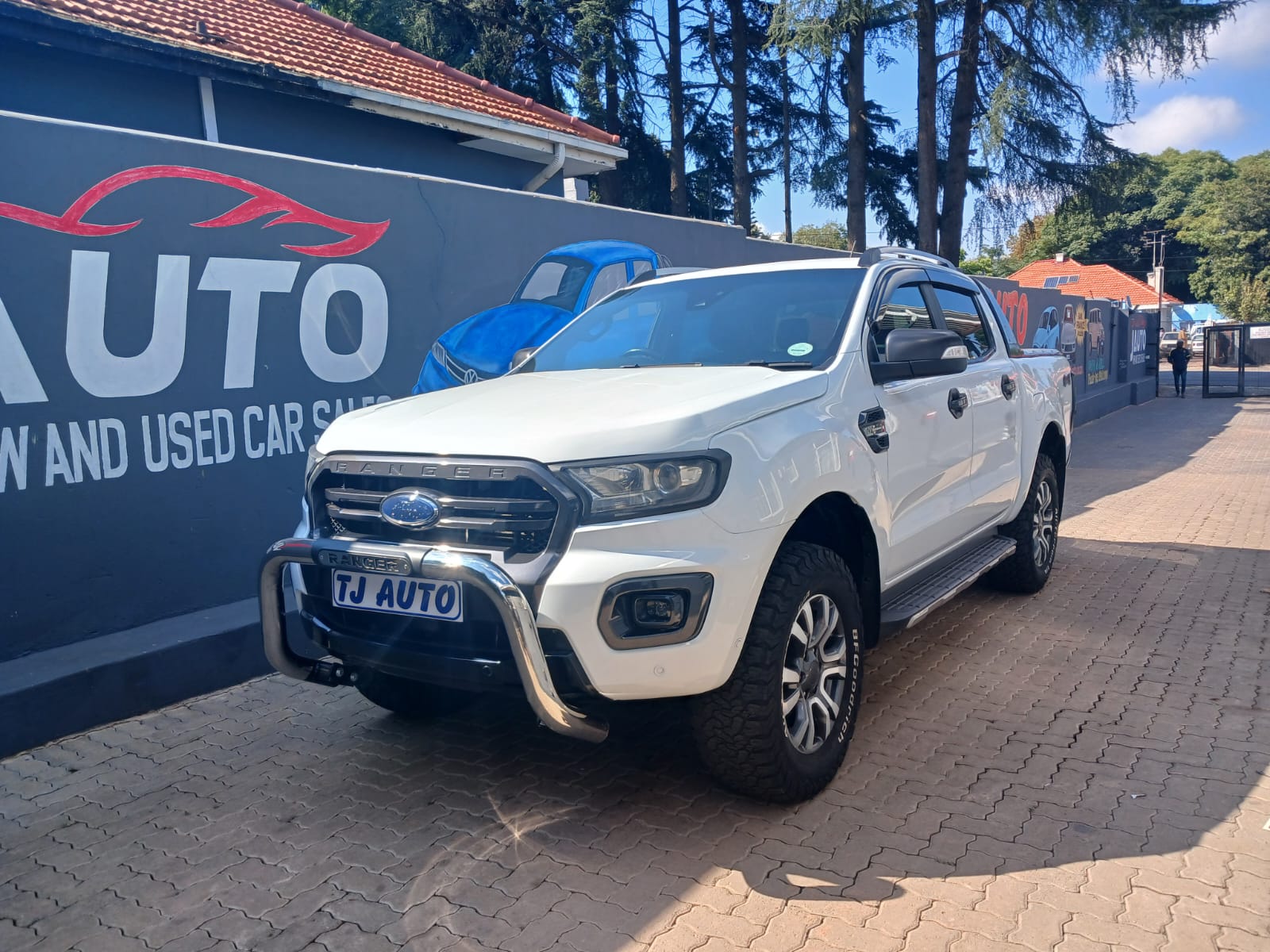 Read more about the article Ford Ranger 2.0D Bi-Turbo Wildtrak 4×4 Auto Double-Cab