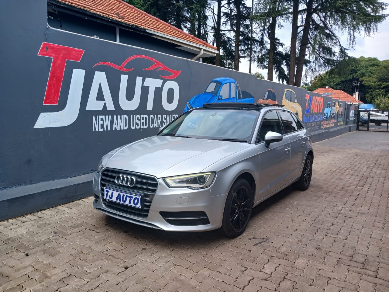 Read more about the article Audi A3 Sportback 1.6 TDI Attraction Auto