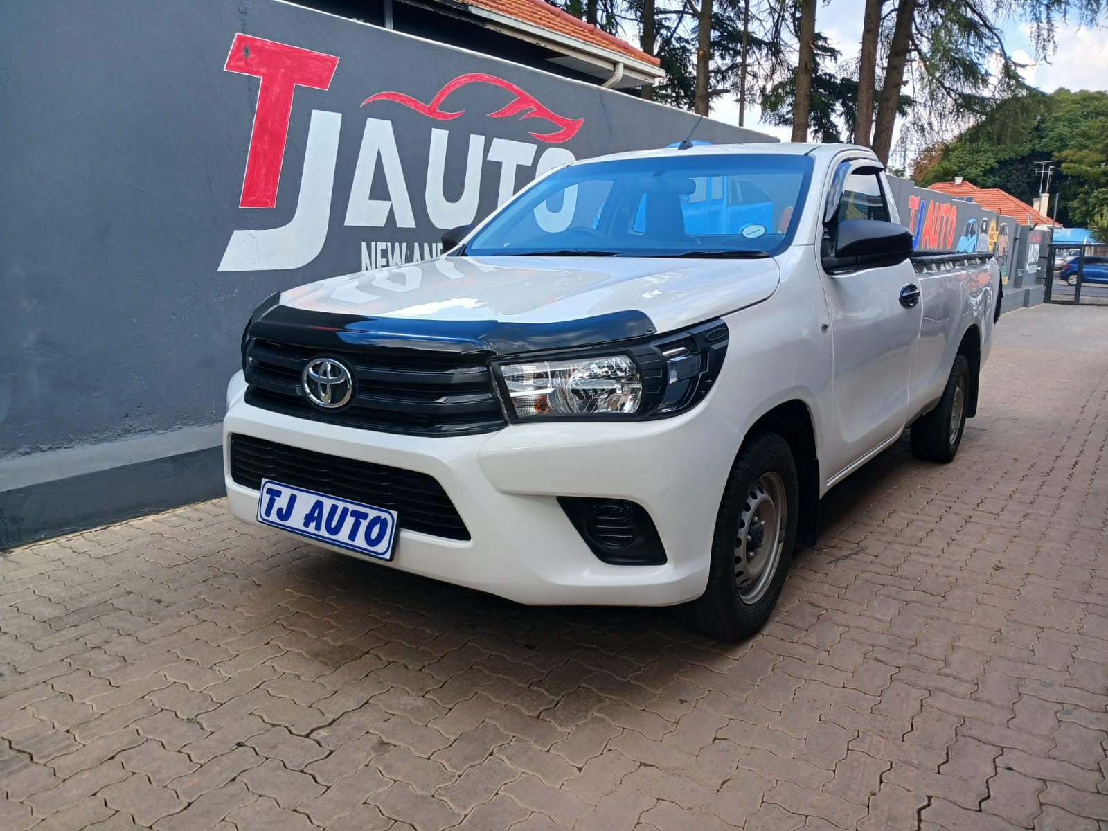 Read more about the article Toyota Hilux 2.4 GD Single-Cab