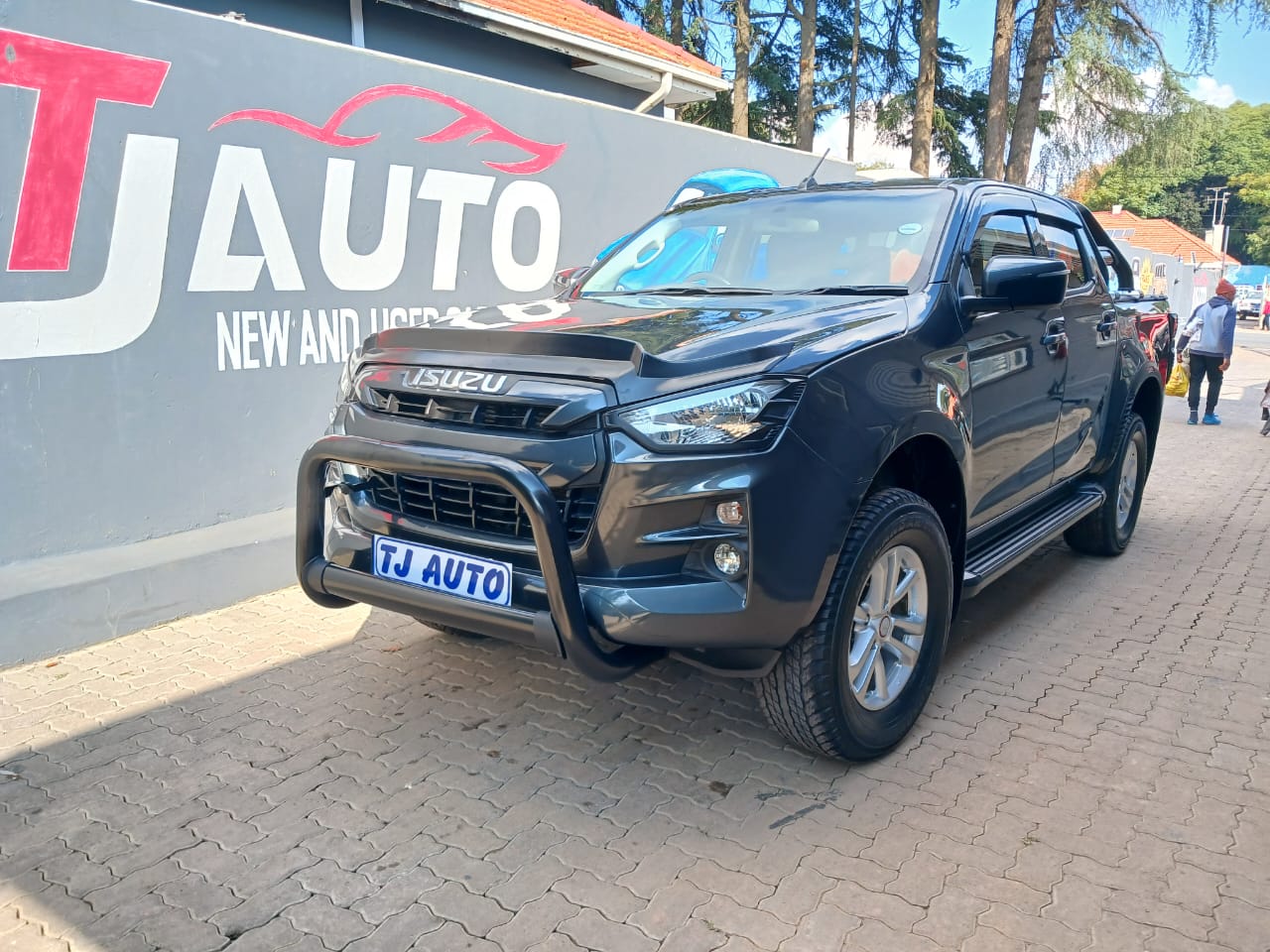 Read more about the article Isuzu D-Max 1.9 DDI HR L Double-Cab