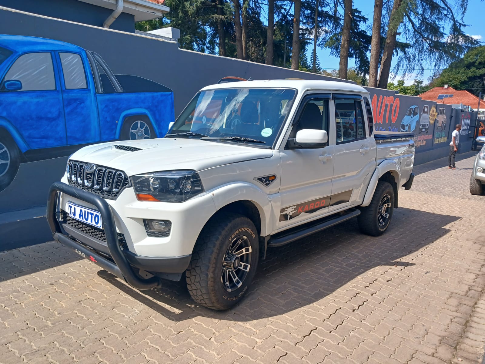 Read more about the article Mahindra Pik Up 2.2 mHawk S6 4×4 Double-Cab