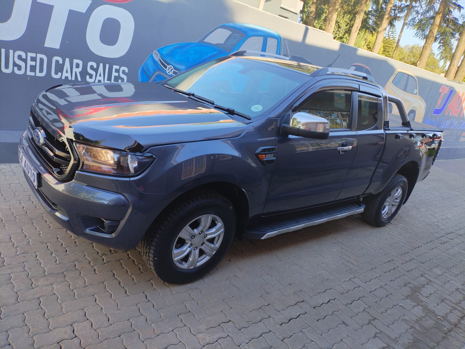 Read more about the article Ford Ranger 2.2 TDCi XLS 4×4 Auto SuperCab