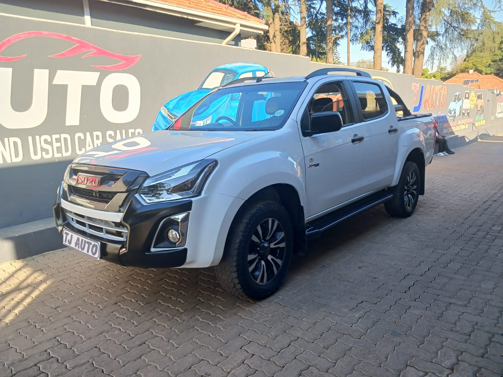 Read more about the article 2021 ISUZU DMAX 300 X RIDER DOUBLE CAB