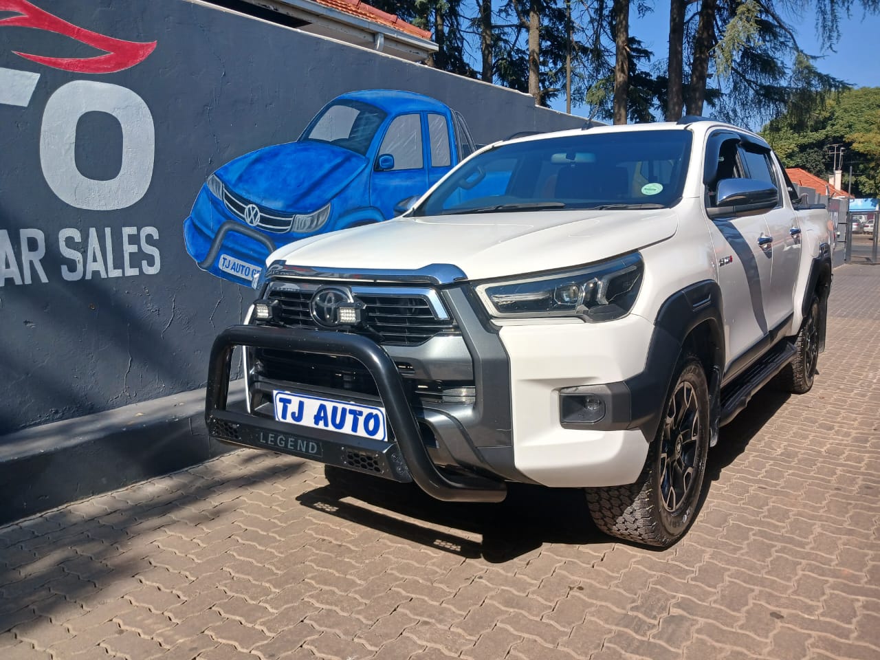 Read more about the article TOYOTA HILUX 2,8 GD6 DOUBLE CAB 4X2