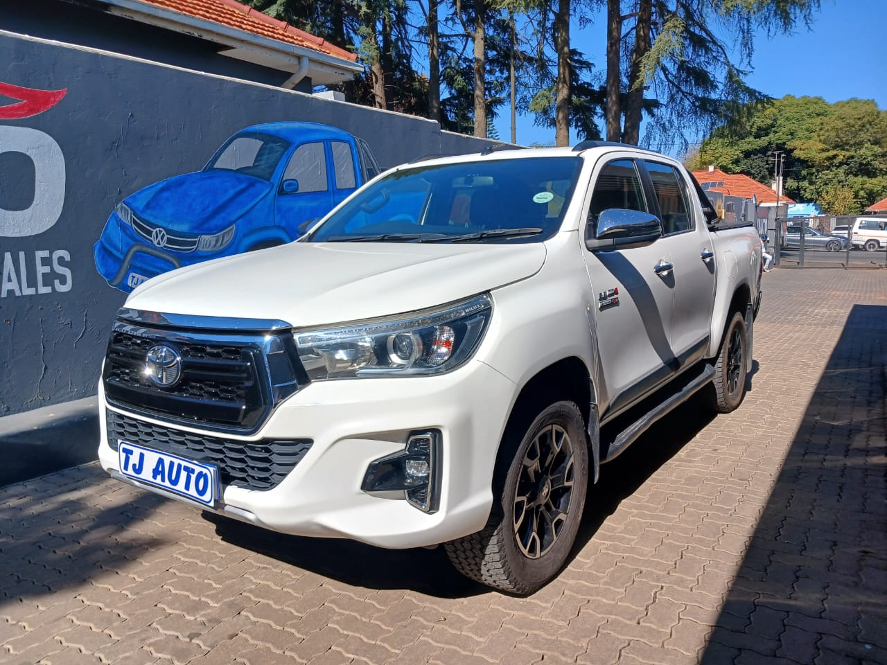 Read more about the article 2020 Toyota Hilux 2.8GD-6 Double Cab Legend 50 Auto