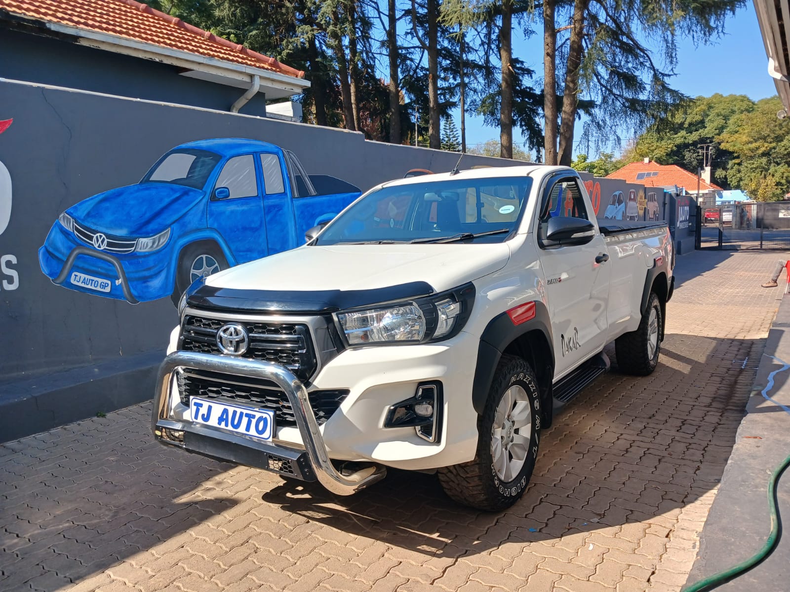 Read more about the article 2017 Toyota Hilux 2.4GD-6 4×4 SRX