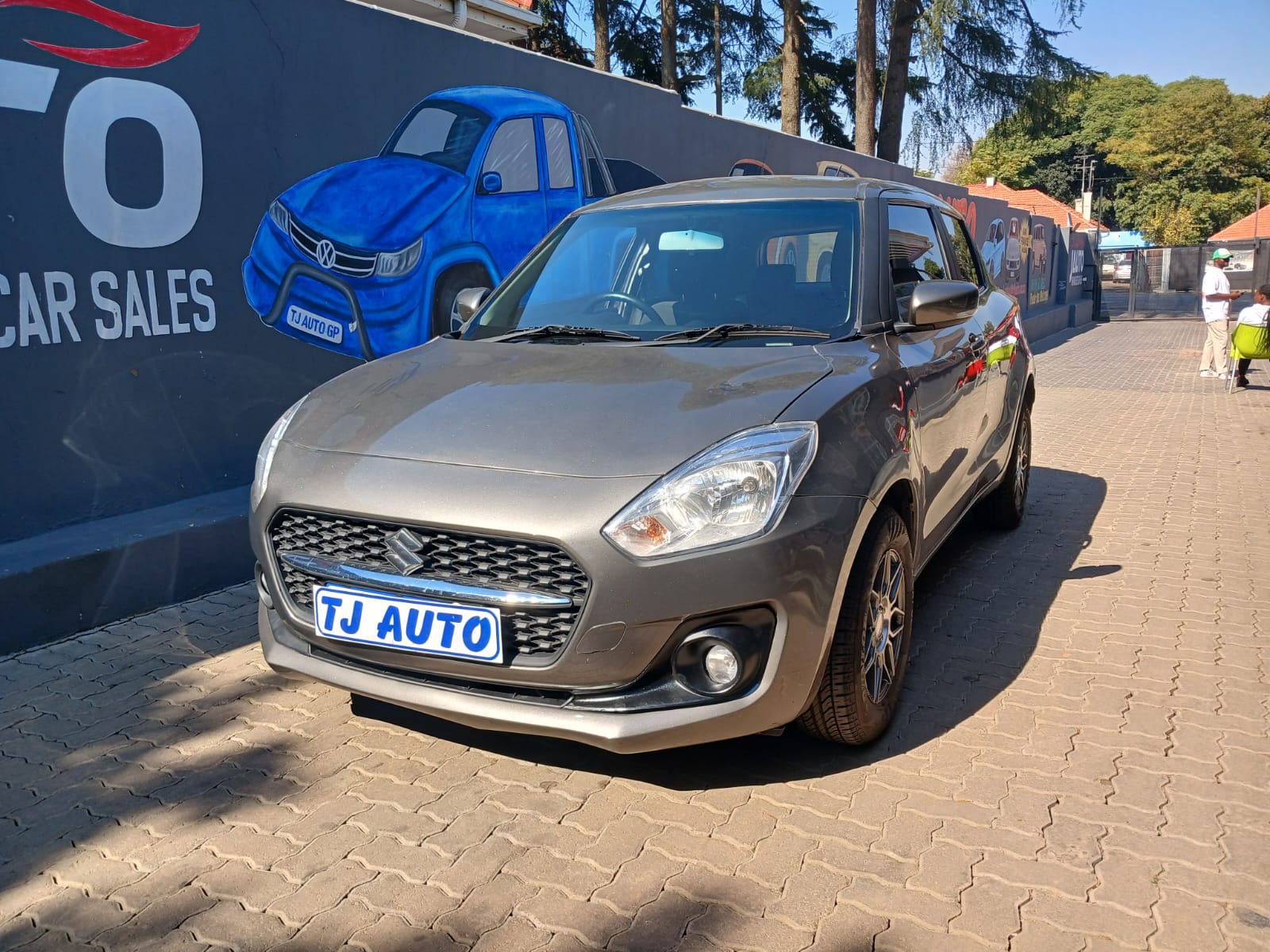 Read more about the article 2019 Suzuki Swift 1.2 GLX Auto