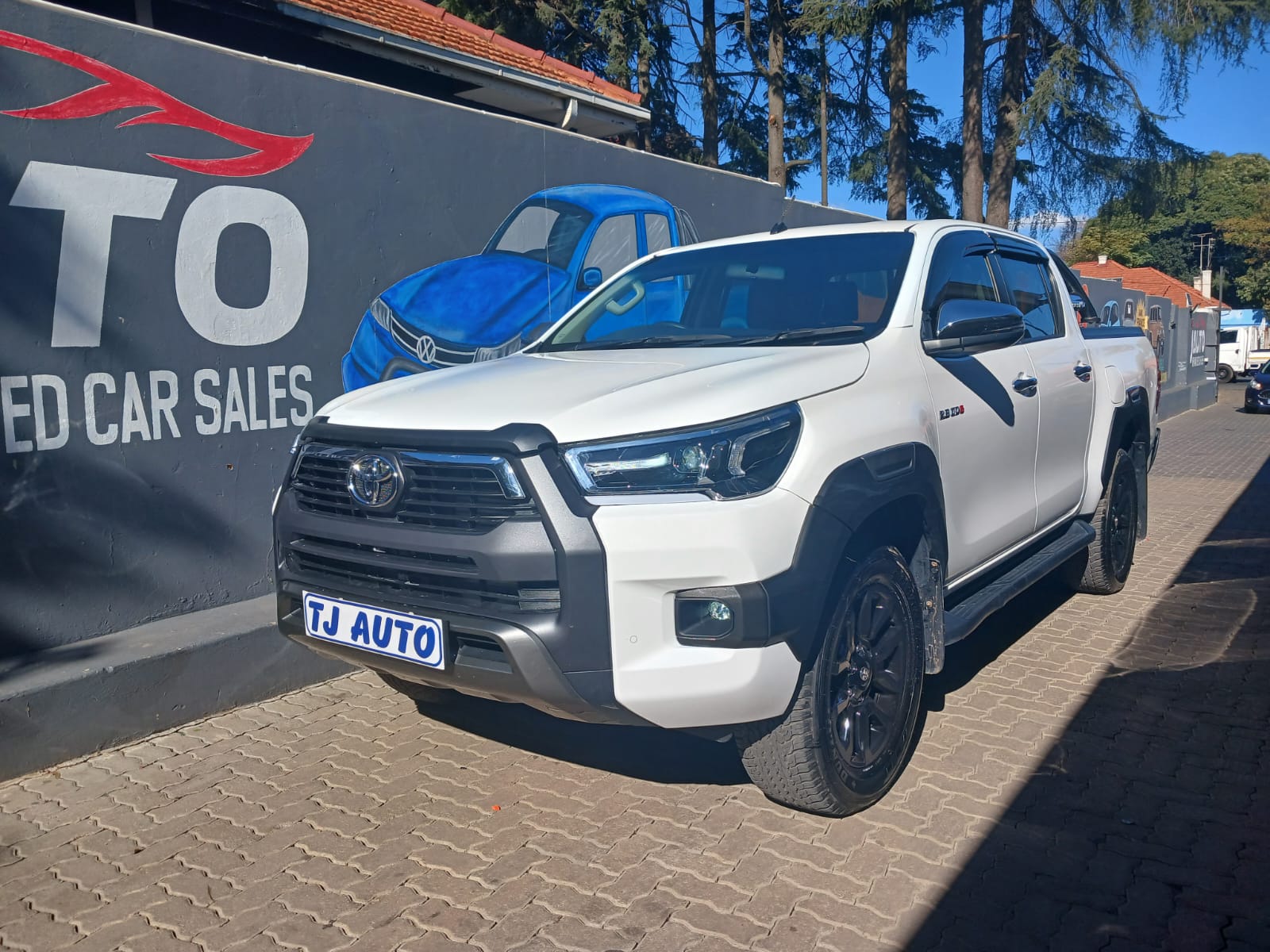 Read more about the article Toyota Hilux 2.8GD-6 Double Cab 4×4 Legend Auto