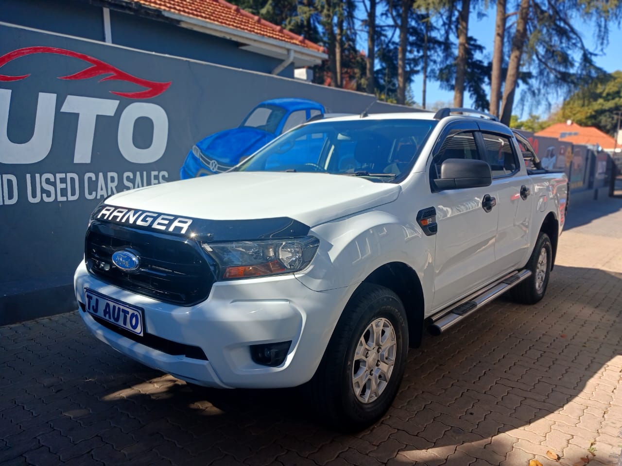 Read more about the article Ford Ranger 2.2TDCi Double Cab Hi-Rider XL