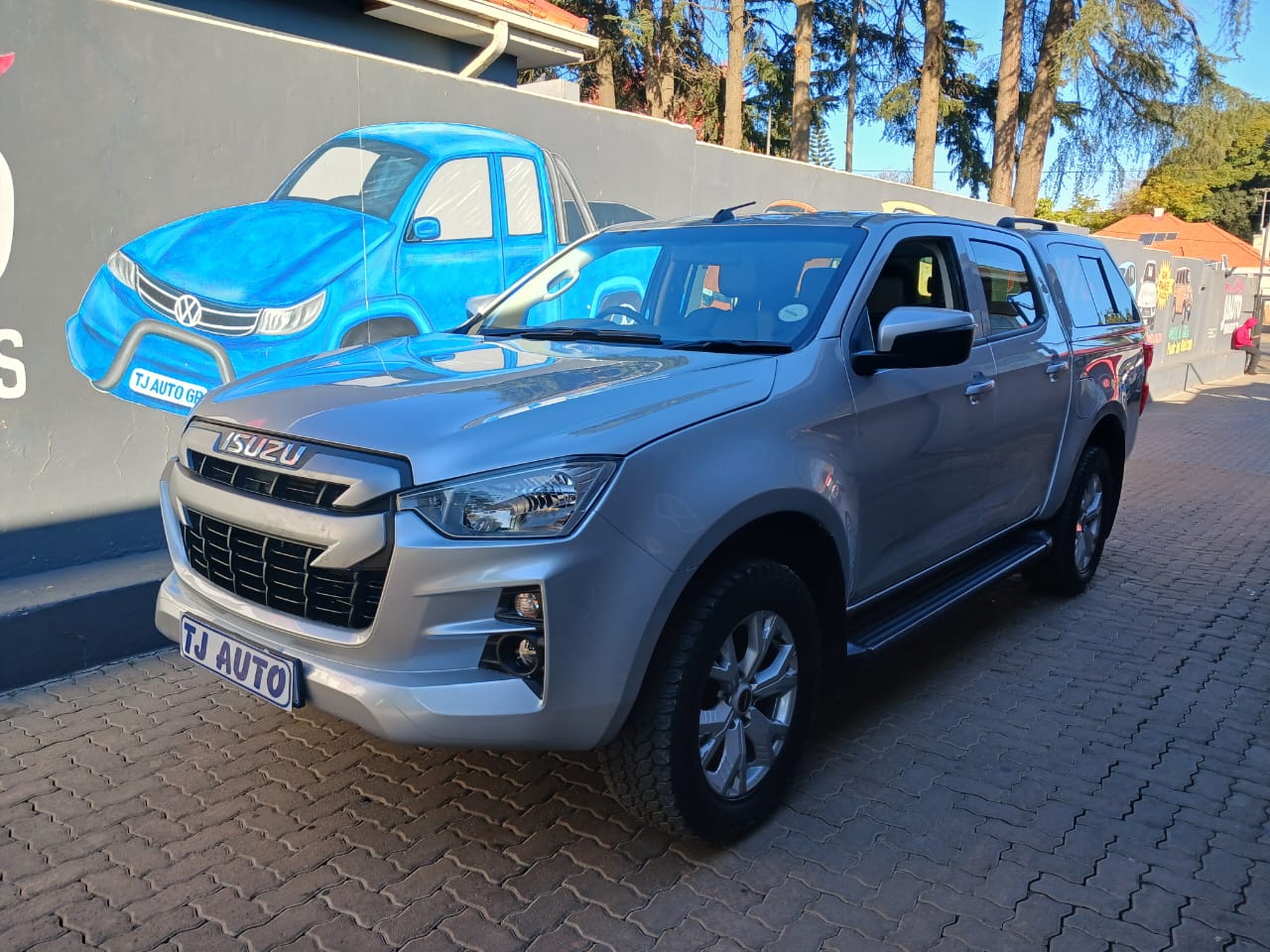 Read more about the article 2023 Isuzu D-Max 1.9TD Double Cab LS Auto