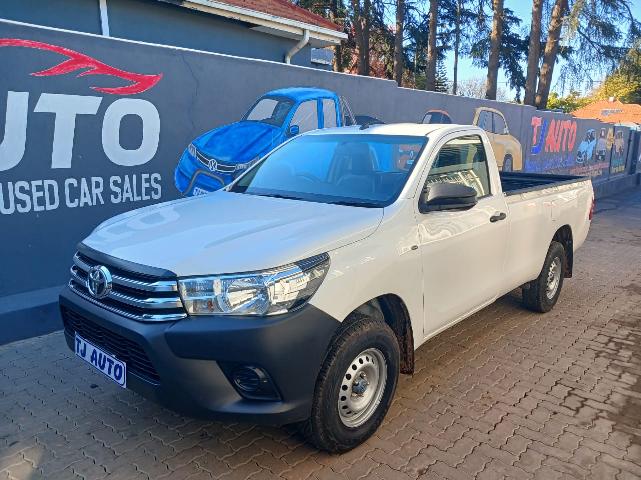 Read more about the article 2019 Toyota Hilux 2.4GD S (Aircon)