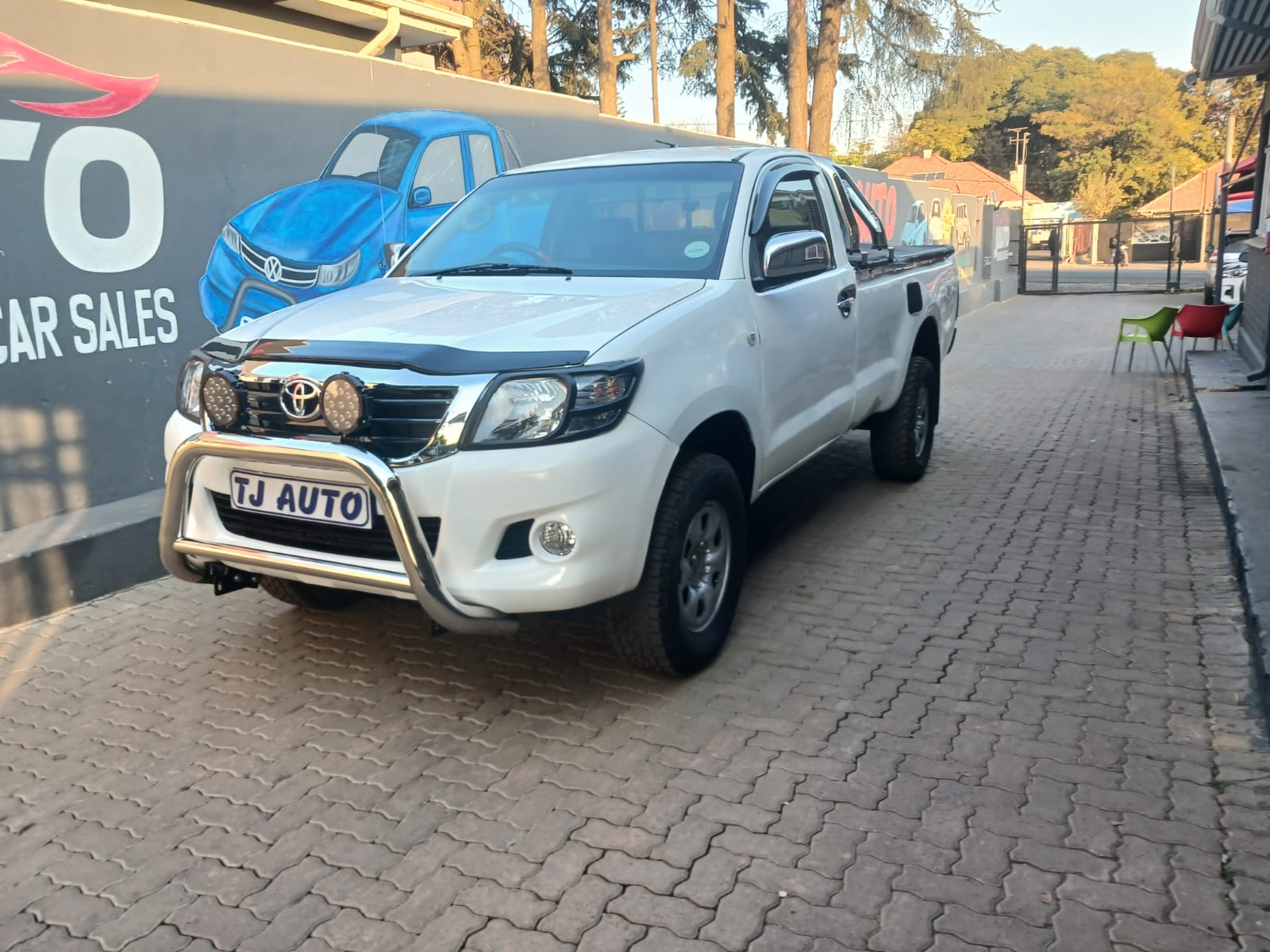 Read more about the article 2015 Toyota Hilux 2.5D-4D SRX