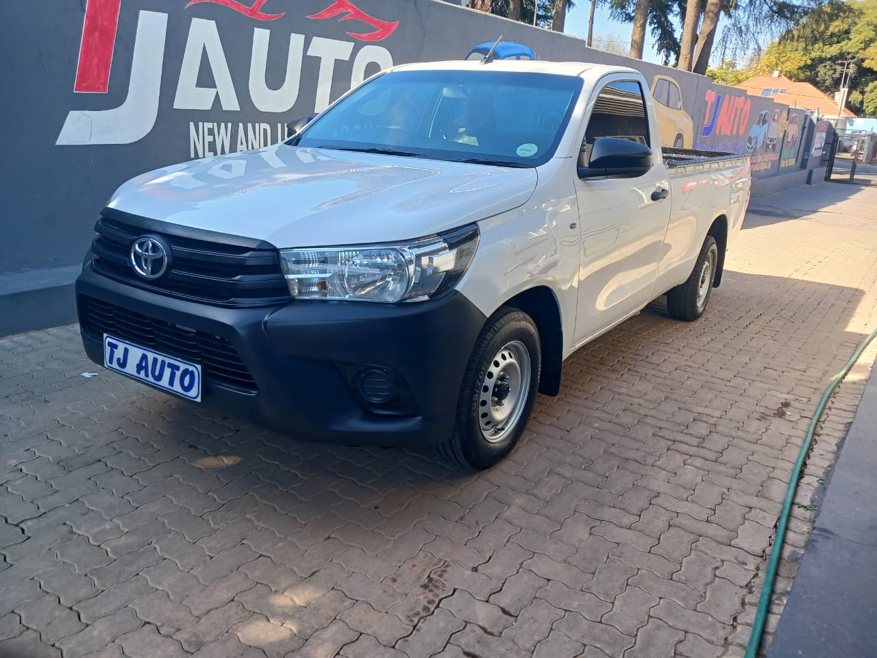 Read more about the article Toyota Hilux 2.4 GD Single-Cab