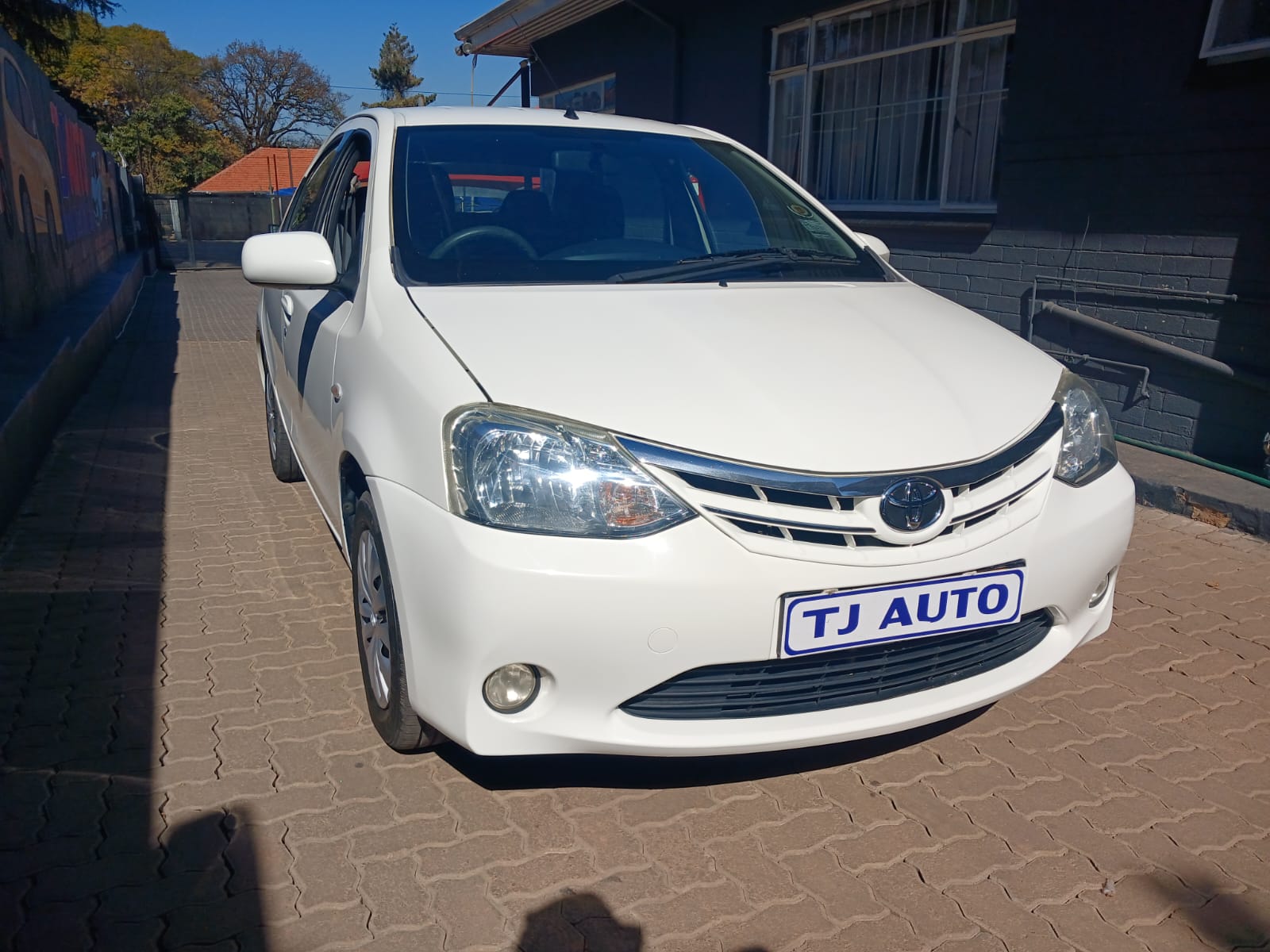 Read more about the article 2014 Toyota Etios 1.5 Xi