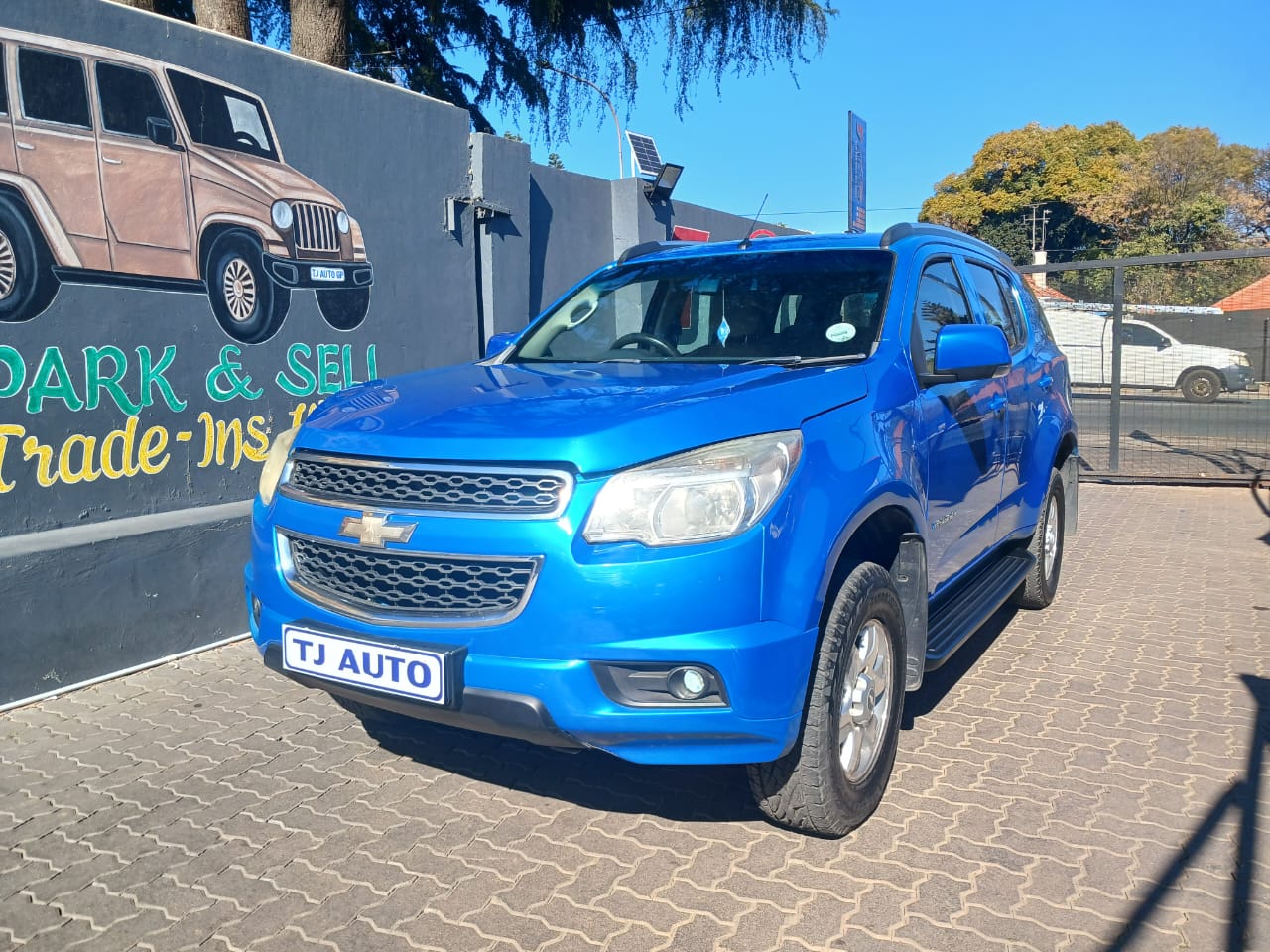 Read more about the article 2013 Chevrolet Trailblazer 2.5 LT