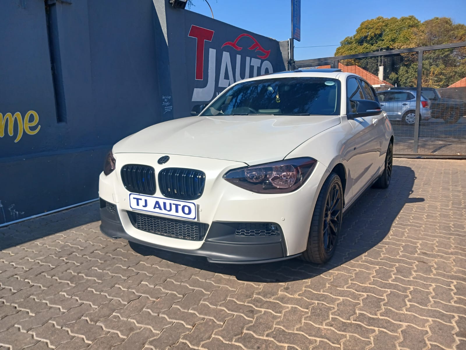 Read more about the article 2015 BMW 1 Series 118i 5-Door Auto
