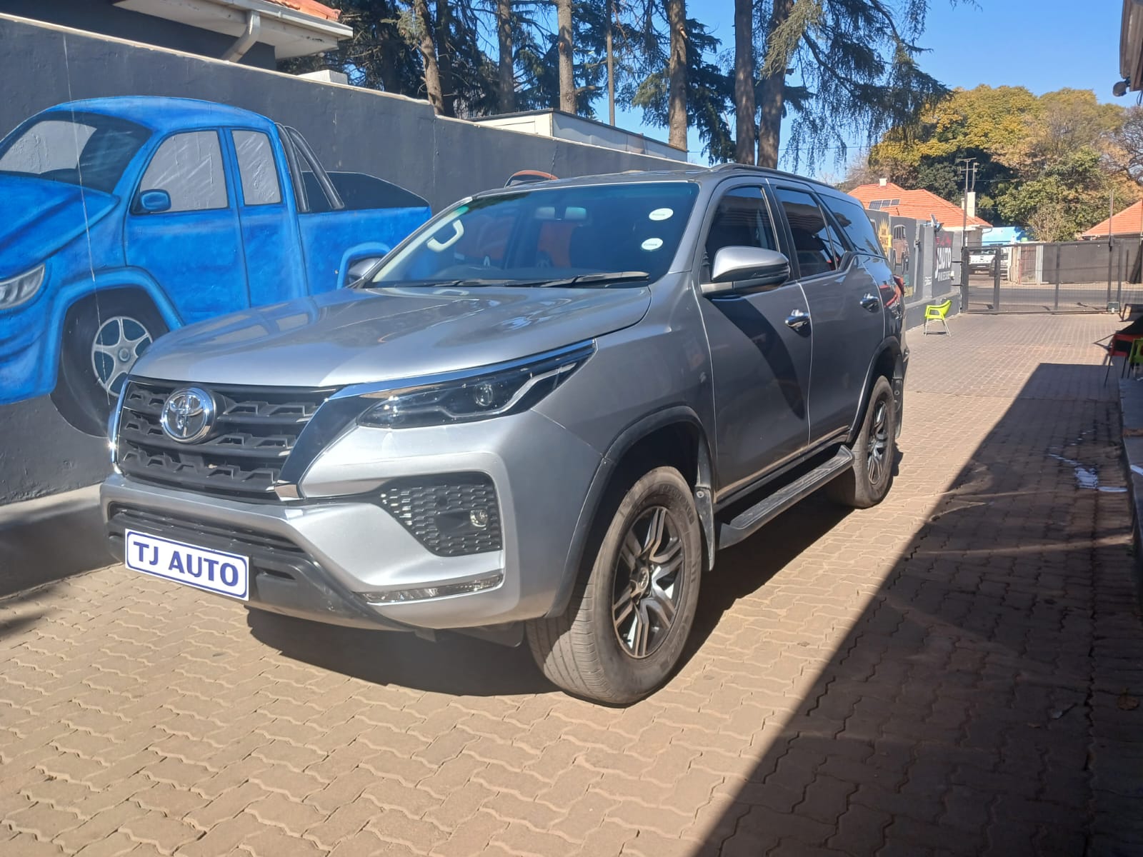 Read more about the article 2020 Toyota Fortuner 2.4GD-6 Auto