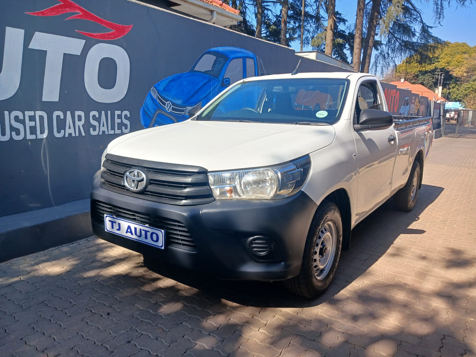 Read more about the article 2021 Toyota Hilux 2.4 GD Single-Cab