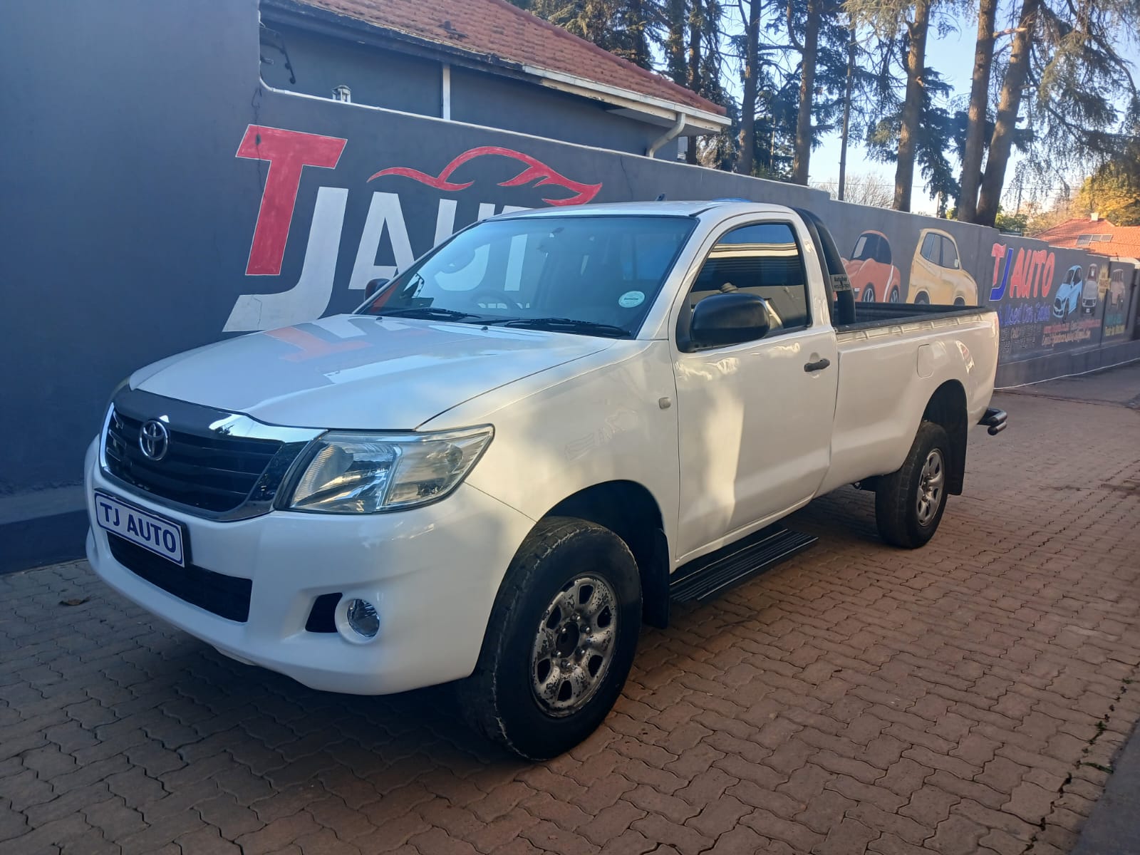 Read more about the article Toyota Hilux 2.5 D-4D Single-Cab
