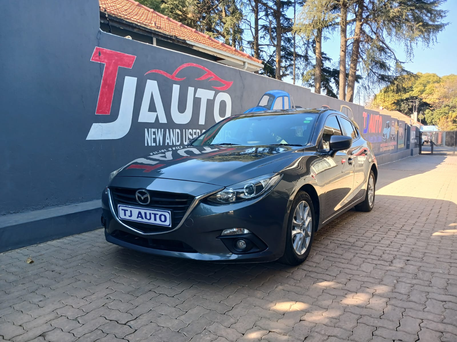 Read more about the article 2016 Mazda 3 1.6 Active 5-dr