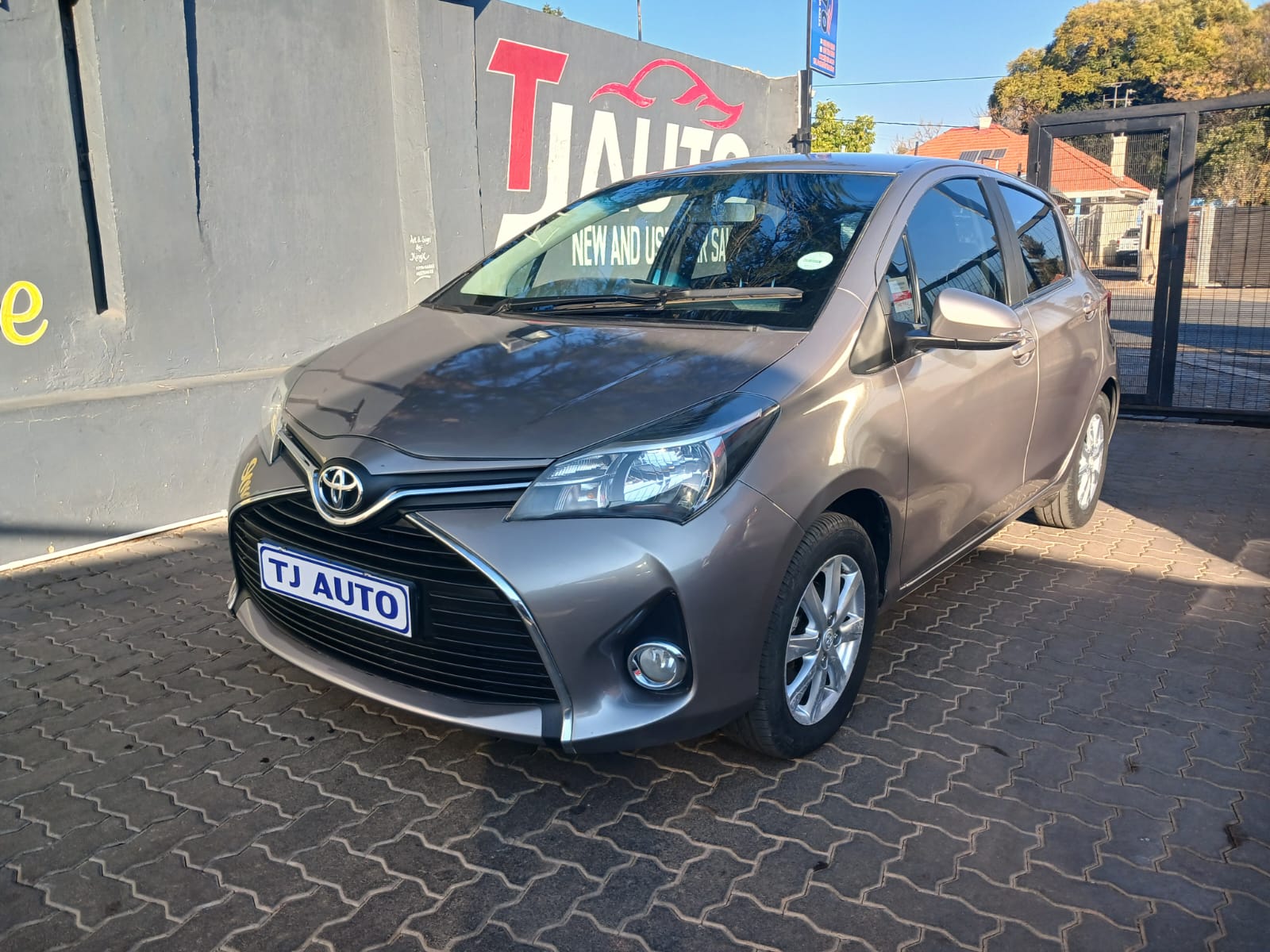 Read more about the article 2016 Toyota Yaris 1.0 XI 5-dr