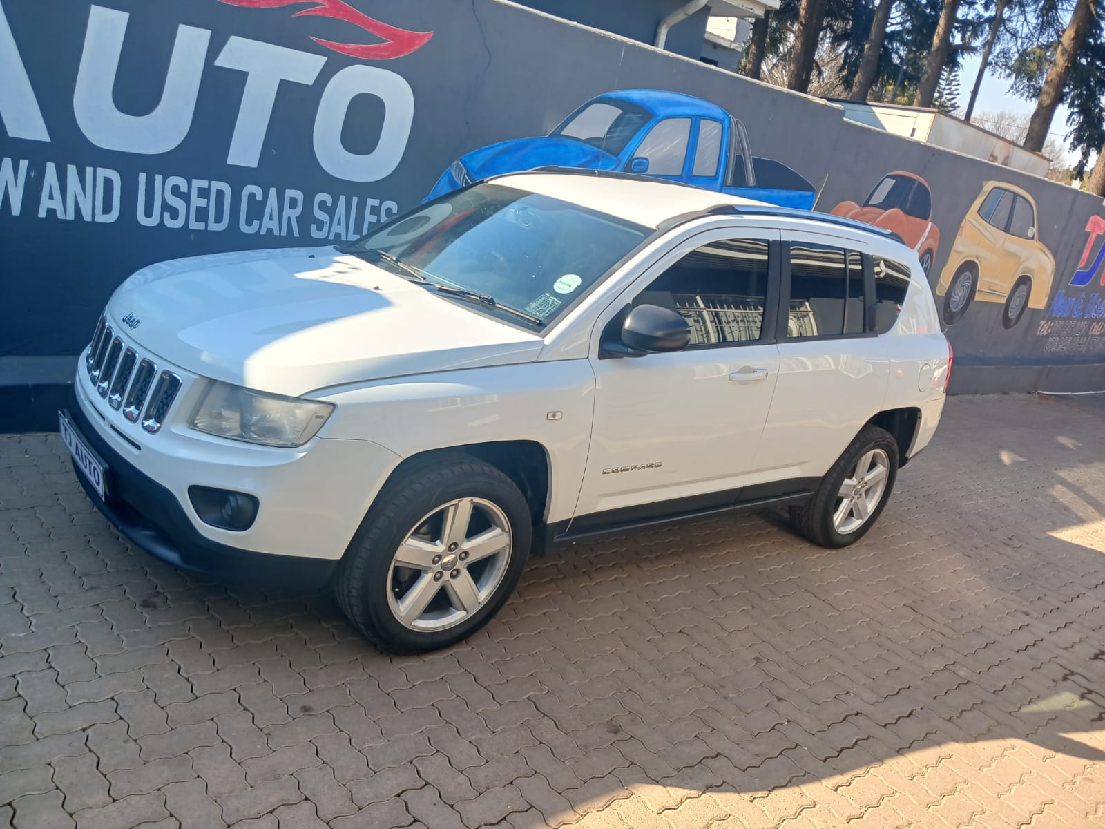 Read more about the article 2012 Jeep Compass 2.0 Limited Auto