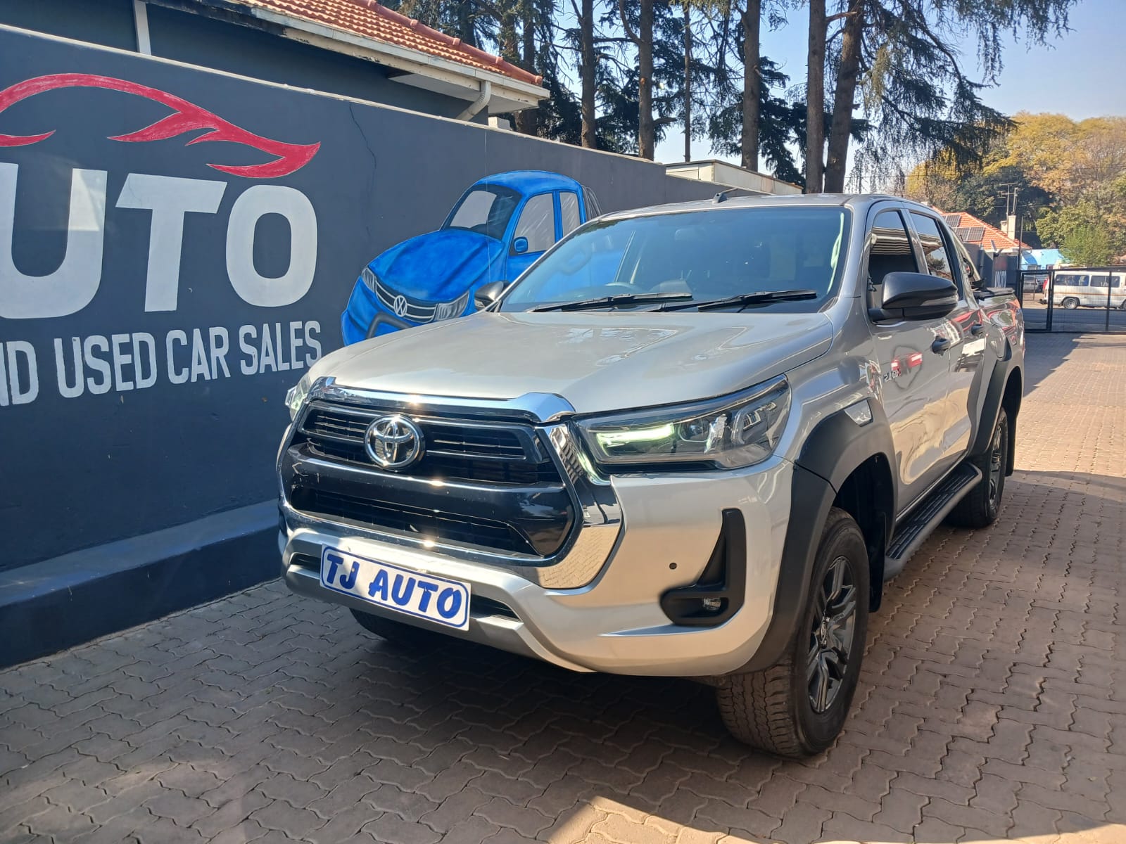 Read more about the article 2022 Toyota Hilux 2.4 GD-6 Raised Body Raider Double-Cab