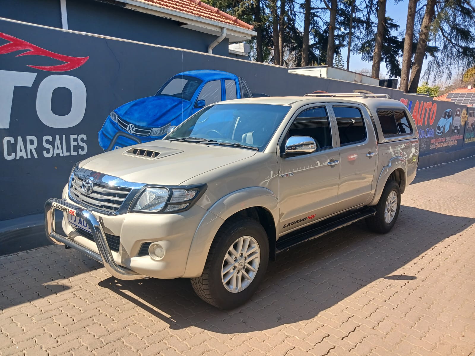 Read more about the article 2012 Toyota Hilux 3.0 D-4D Heritage 4×4 Double-Cab