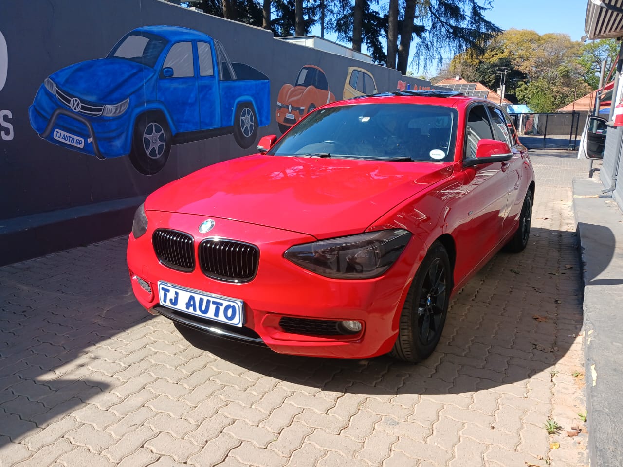 Read more about the article 2013 BMW 1 Series 118i 5-dr