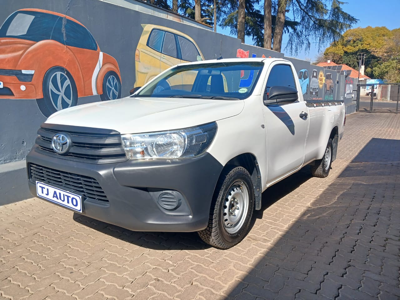Read more about the article 2017 Toyota Hilux 2.4 GD Single-Cab