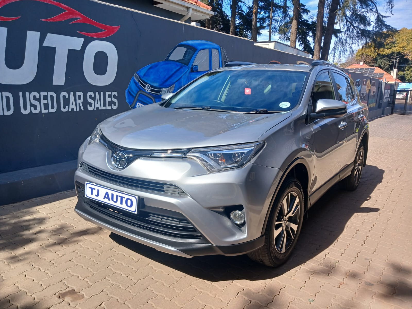 Read more about the article 2017 Toyota RAV4 2.0 GX Auto