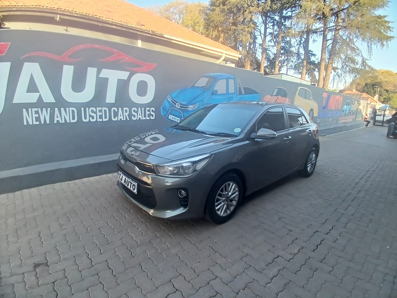 Read more about the article 2019 Kia Rio 1.4 EX 5-dr Auto
