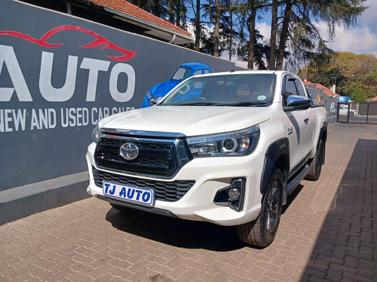 Read more about the article 2017 Toyota Hilux 2.8 GD-6 Raider 4×4 Extended Cab