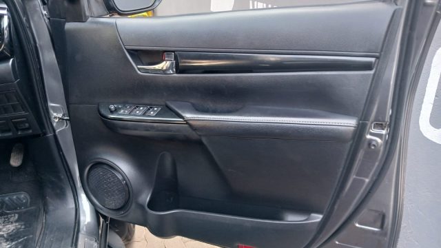 r12