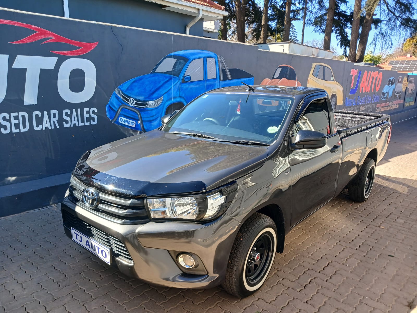 Read more about the article 2021 Toyota Hilux 2.4 GD Single-Cab