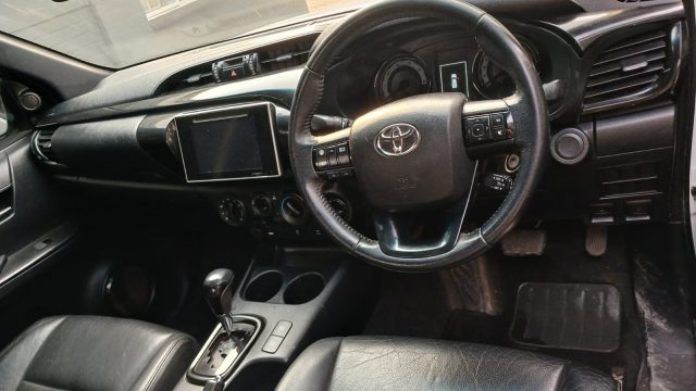 v8