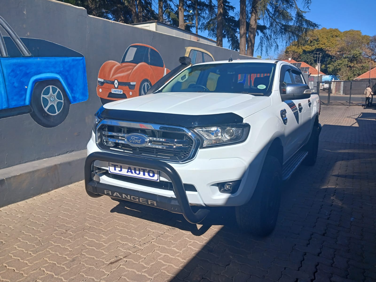 Read more about the article 2016 Ford Ranger 3.2 TDCi XLT 4×4 Auto Double-Cab