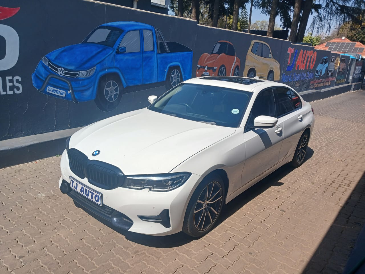 Read more about the article 2021 BMW 3 Series 318i M Sport